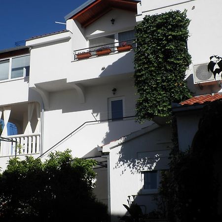 Apartments - Rooms Vesna Primošten Habitación foto